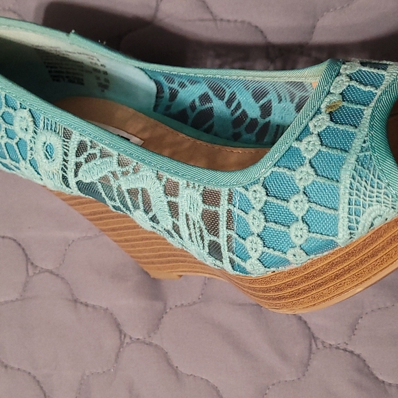 American Eagle Open Toe Wedges - Picture 5 of 7